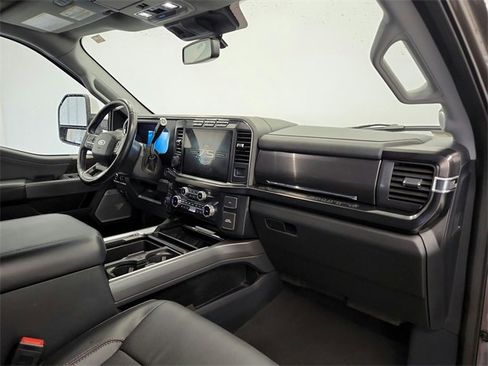 Used 2023 Ford F250 Lariat w/ Lariat Ultimate Package image 30