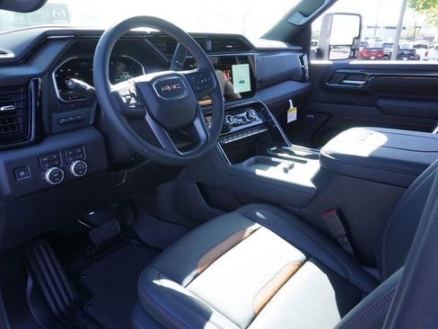 New 2026 GMC Sierra 2500 AT4 w/ Max Trailering Package image 17