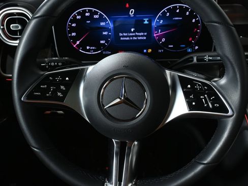 Certified 2026 Mercedes-Benz GLC 300 4MATIC image 19