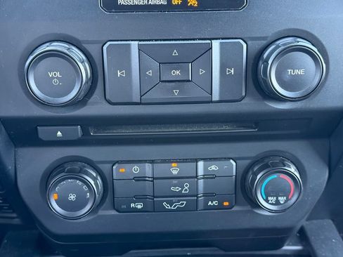 Used 2018 Ford F150 XL w/ Equipment Group 101A Mid AWD/4WD image 13