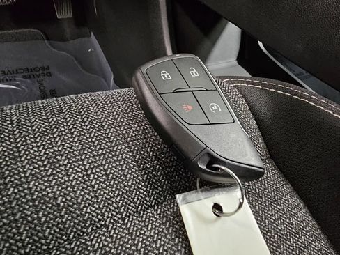 Used 2025 GMC Terrain Elevation AWD/4WD image 33