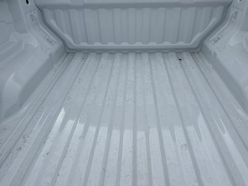 Used 2024 GMC Canyon AT4 w/ LPO, Off Road Lift Package image 16