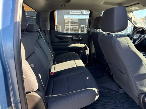 Used 2024 GMC Sierra 1500 Elevation w/ LPO, Elevation Black Package image 13