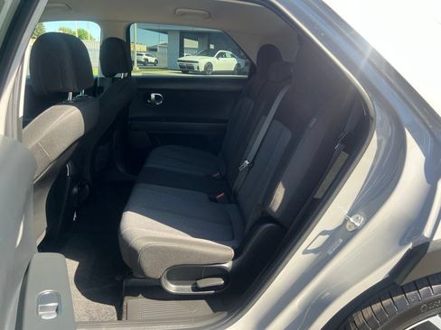 Used 2024 Hyundai Ioniq 5 SEL RWD image 34