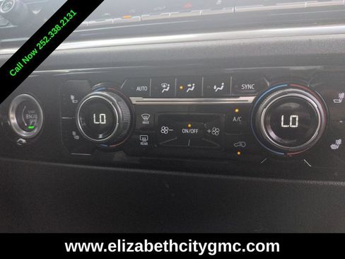 Used 2024 Chevrolet Silverado 1500 LT AWD/4WD image 20