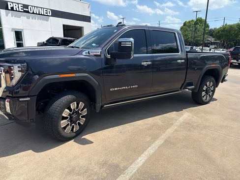 Used 2024 GMC Sierra 2500 Denali w/ Denali Reserve Package AWD/4WD image 1