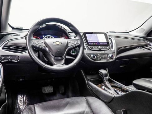 Used 2024 Chevrolet Malibu LT FWD image 5