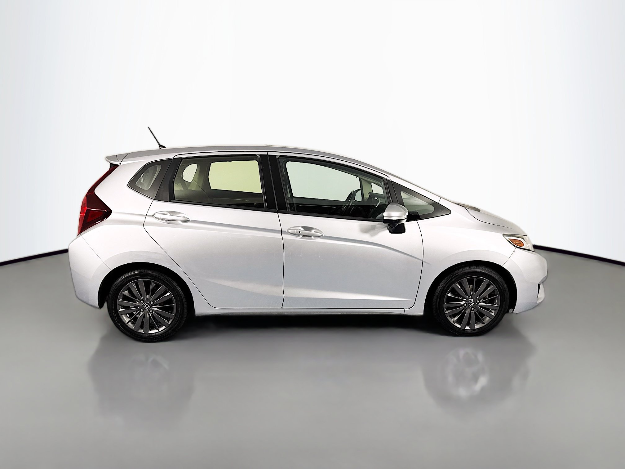 Used 2016 Honda Fit EX image 4