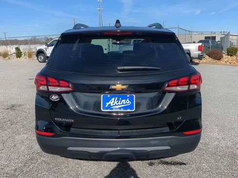 Used 2023 Chevrolet Equinox LT image 4
