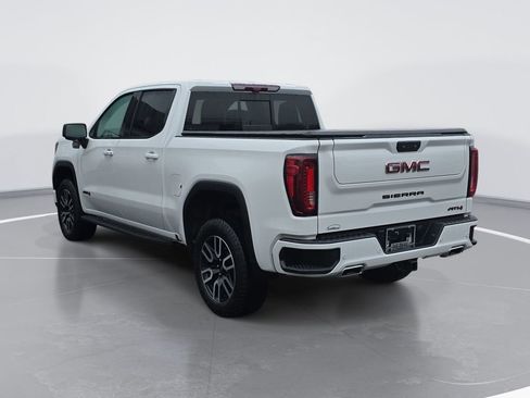 Used 2023 GMC Sierra 1500 AT4 w/ AT4 Premium Package AWD/4WD image 6