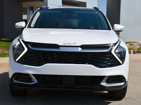 Used 2023 Kia Sportage SX image 10