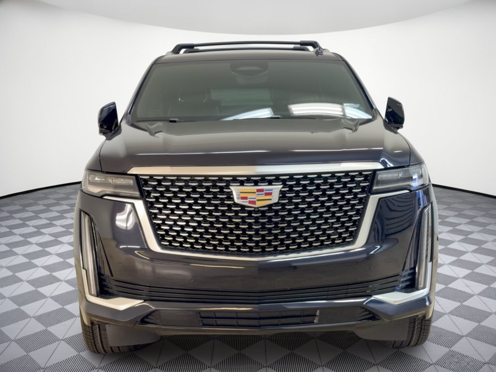 Used 2023 Cadillac Escalade Premium Luxury AWD/4WD image 6