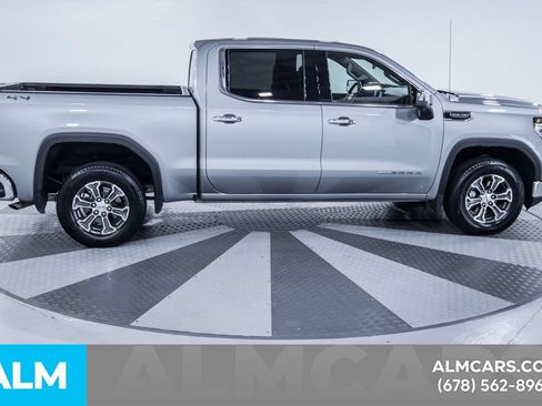 Used 2026 GMC Sierra 1500 SLT AWD/4WD image 11