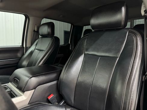 Used 2020 Ford F250 Lariat w/ Lariat Value Package image 12