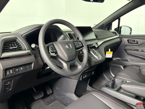 New 2026 Honda Odyssey Sport-L image 3