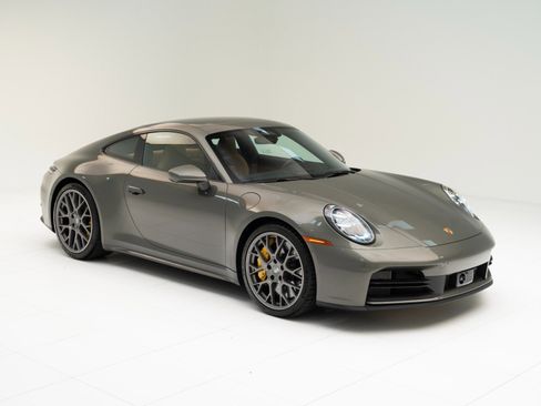 New 2026 Porsche 911 Carrera 4S AWD/4WD image 7