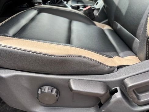 New 2026 Ford Bronco Big Bend w/ Black Diamond Package AWD/4WD image 14