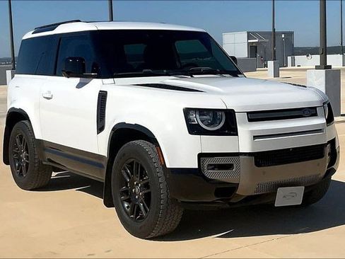 Used 2022 Land Rover Defender 90 X-Dynamic S image 13