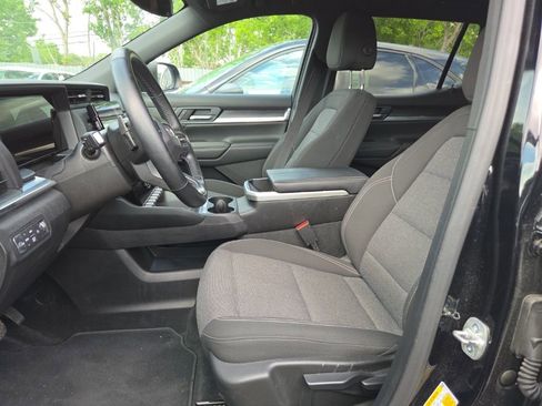 Used 2025 GMC Terrain Elevation image 5