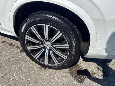 Used 2024 Volvo XC90 B6 Plus w/ Protection Package Premier AWD/4WD image 6