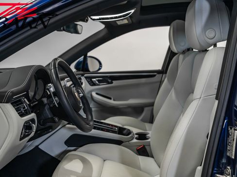 Used 2022 Porsche Macan S image 25