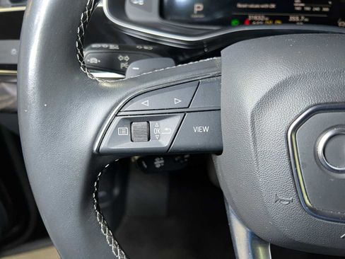 Used 2022 Audi Q8 Premium Plus w/ Premium Plus Package image 64