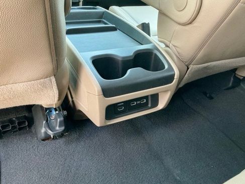 Certified 2022 Honda Odyssey Touring image 10