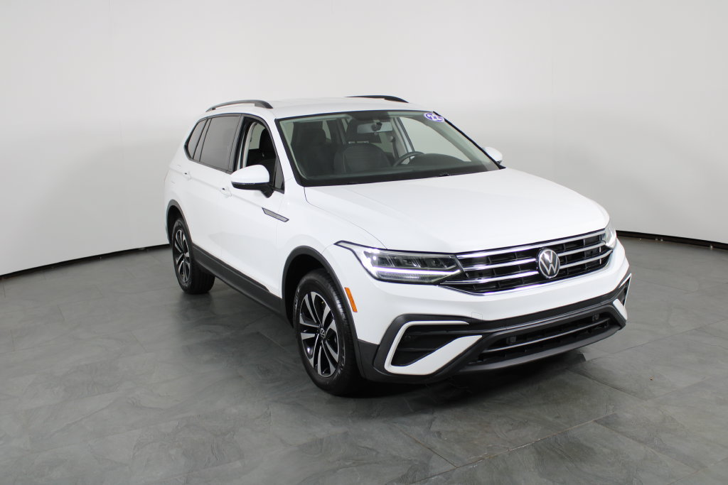 Used 2022 Volkswagen Tiguan S FWD image 4