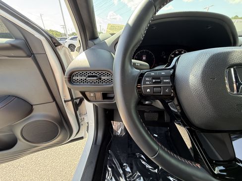 Certified 2023 Honda HR-V Sport image 19
