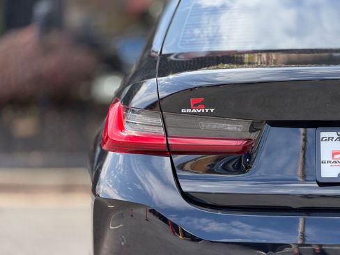 Used 2023 BMW 330i Sedan w/ Driving Assistance Package image 14