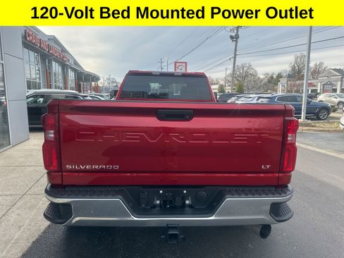 Used 2024 Chevrolet Silverado 3500 LT w/ Convenience Package AWD/4WD image 4
