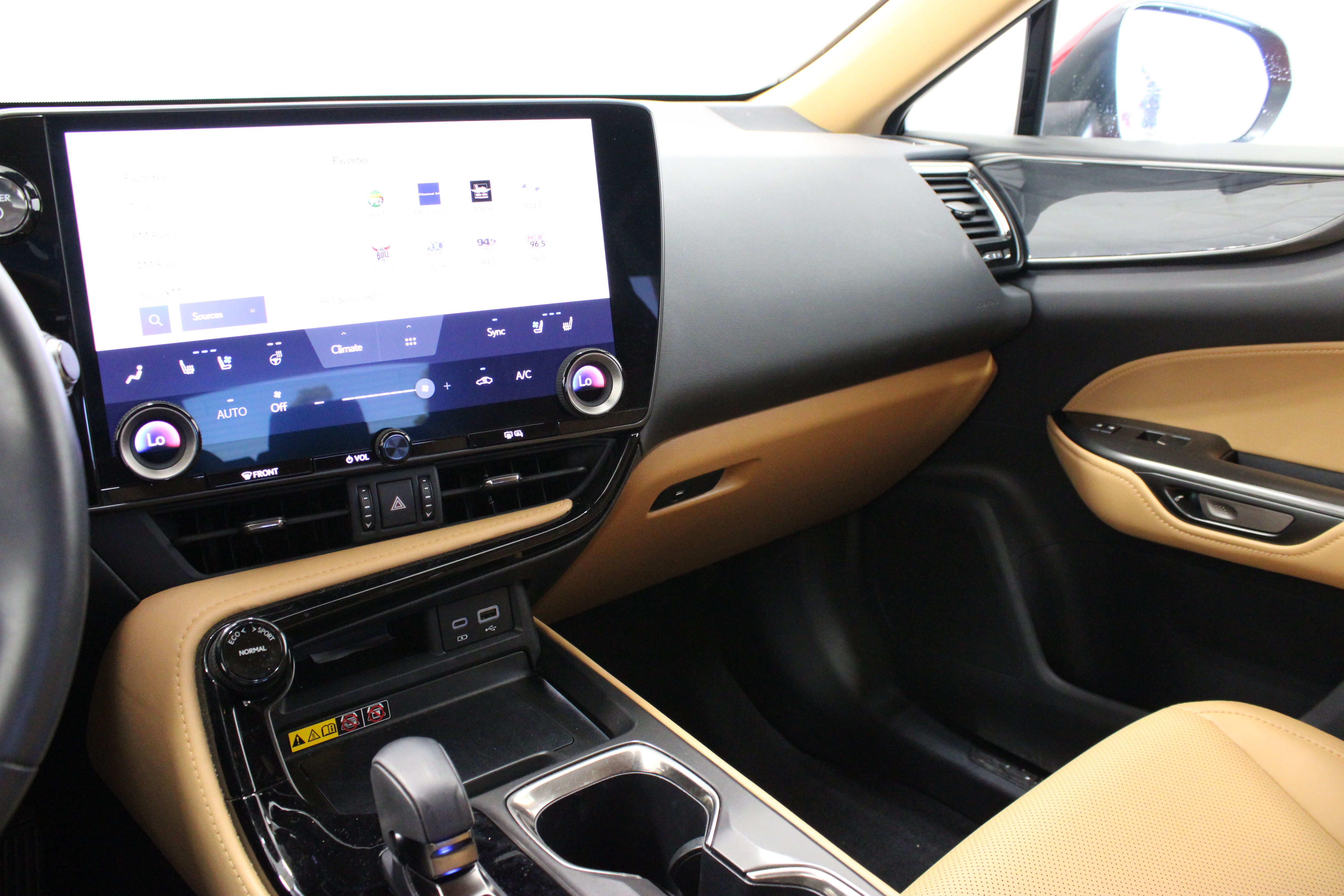 Used 2025 Lexus NX 350h AWD w/ Cold Area Package image 16