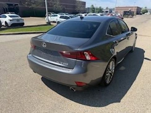 Used 2014 Lexus IS 250 AWD w/ Luxury Package w/Gray Wood image 2