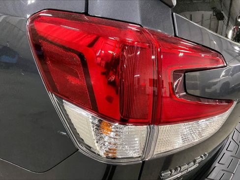 Used 2021 Subaru Forester Premium AWD/4WD image 29