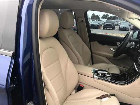 Used 2017 Mercedes-Benz GLC 300 image 9
