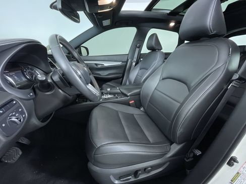 Used 2021 INFINITI QX50 Luxe w/ Appearance Package AWD/4WD image 15