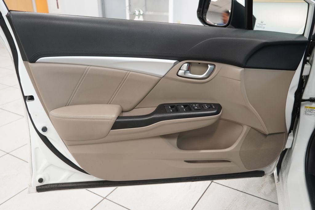 Used 2013 Honda Civic EX-L image 17