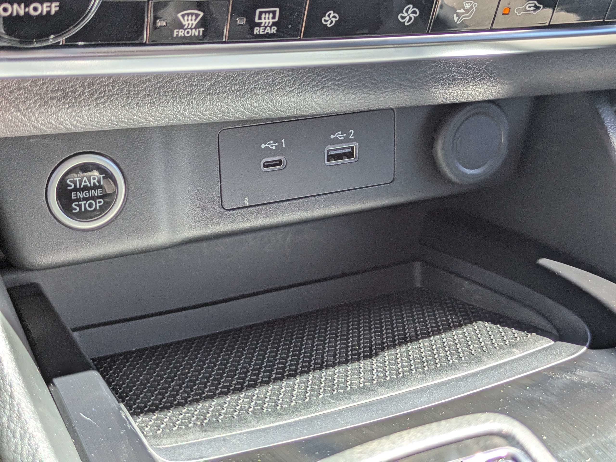 Certified 2023 Nissan Rogue SV FWD image 23