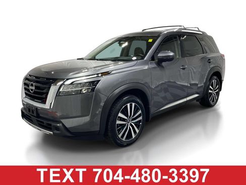 Used 2023 Nissan Pathfinder Platinum AWD/4WD image 1