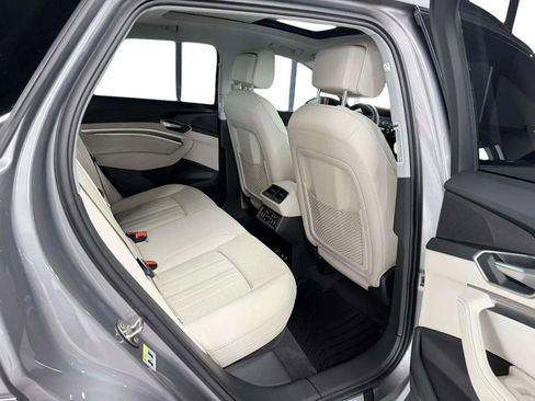Used 2022 Audi e-tron Premium Plus image 16