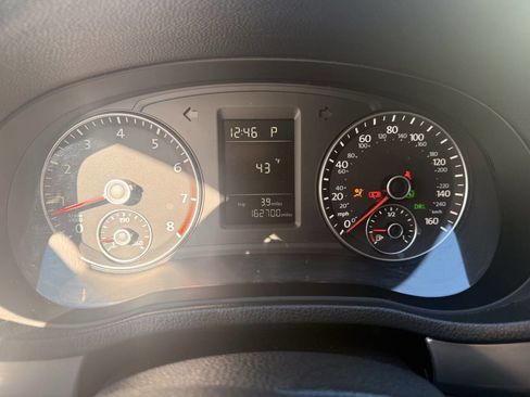 Used 2012 Volkswagen Passat 2.5 S image 16