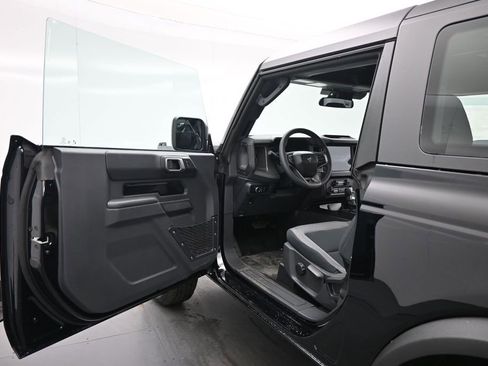 New 2026 Ford Bronco 2-Door AWD/4WD image 8