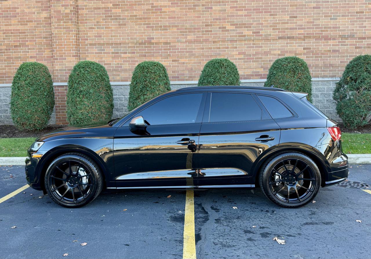 Used 2020 Audi SQ5 Premium Plus w/ Premium Plus Package AWD/4WD image 2