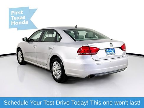 Used 2015 Volkswagen Passat 1.8T S FWD image 5
