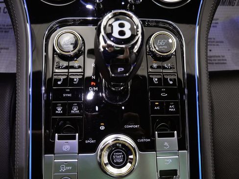 Used 2021 Bentley Continental GT AWD/4WD image 33