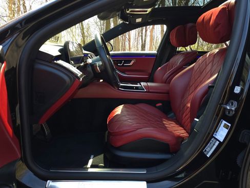 Used 2022 Mercedes-Benz S 500 4MATIC image 11