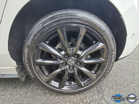 Certified 2021 MAZDA MAZDA3 Hatchback w/Premium Plus Pkg image 20