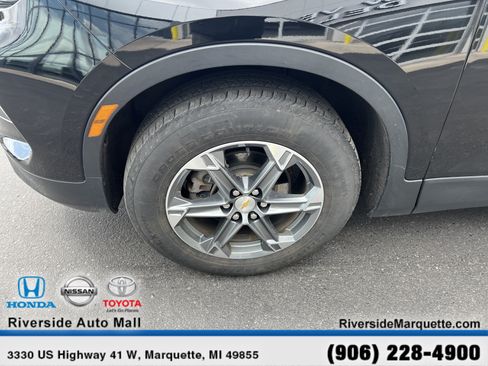 Used 2024 Chevrolet Blazer LT w/ Convenience Package AWD/4WD image 11