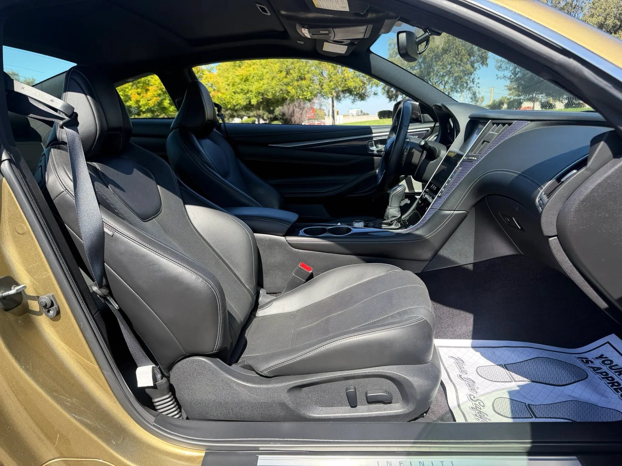 Used 2018 INFINITI Q60 3.0t Sport w/ Sensory Package 3.0T Sport RWD image 15