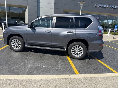 Used 2021 Lexus GX 460 Premium w/ Premium Package AWD/4WD image 8